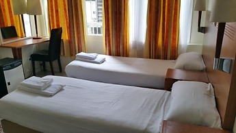 Hotel Isis