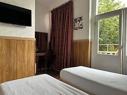 Hotel Isis