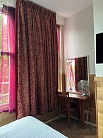 Hotel Isis