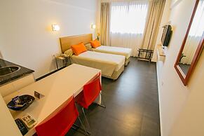 Roberta Rosa de Fontana Suites