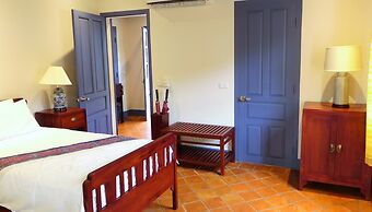 Villa Maydou