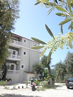 Kanali Village