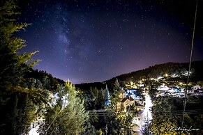 Ambelikos Traditional AgroHotel