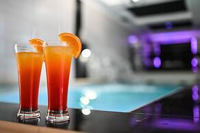 Dash Hotel