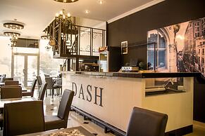 Dash Hotel