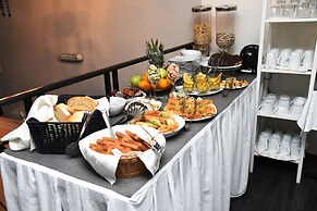 Dash Hotel