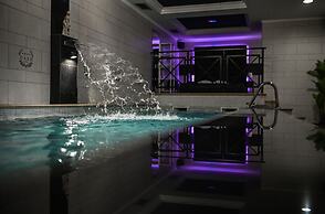Dash Hotel