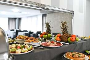 Dash Hotel