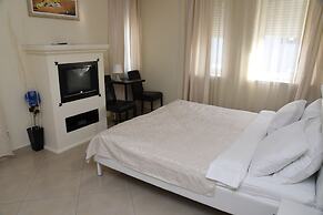 Dash Hotel