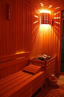 Ark Suite Hotel