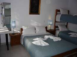 Apanemia Rooms