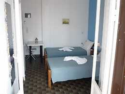 Apanemia Rooms