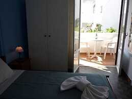 Apanemia Rooms