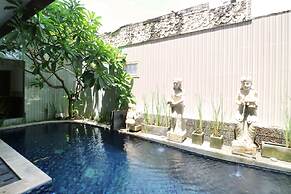 Hawaii Bali Hotel
