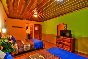 Hotel Cipreses