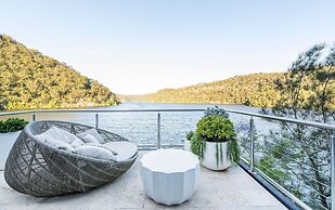 Calabash Bay Lodge