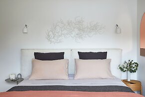 Calabash Bay Lodge