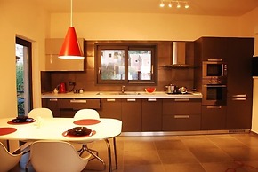 Sugar and Almond - Luxury Apartments