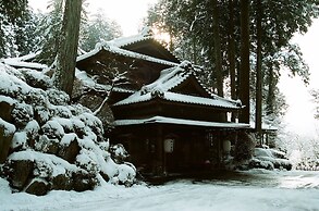Yunoshimakan