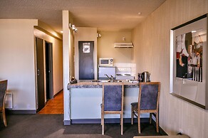 The Lofts Apartments