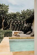 Royal Isabela