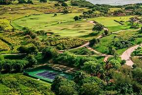 Royal Isabela
