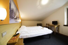 Hotel Teola
