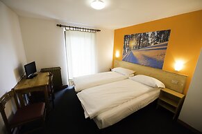 Hotel Teola