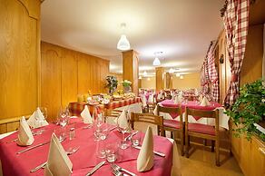 Hotel Teola