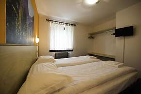 Hotel Teola