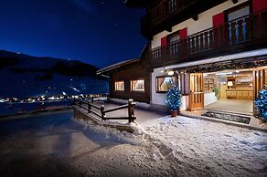 Hotel Teola