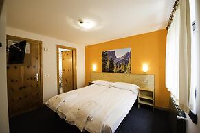 Hotel Teola