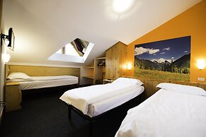 Hotel Teola