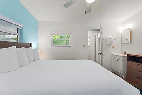 Parmer's Resort