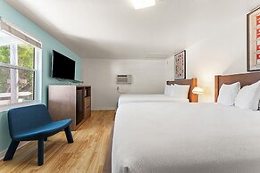 Parmer's Resort