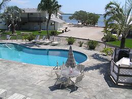 Parmer's Resort