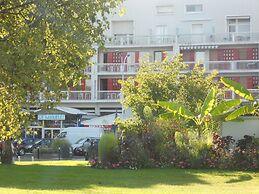 Brit Hotel Hermitage