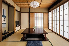 Gion Koyuan