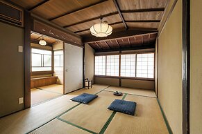 Gion Koyuan