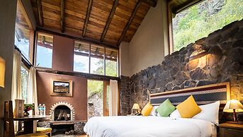 Sacred Dreams Lodge