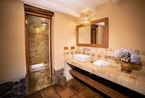 Sacred Dreams Lodge