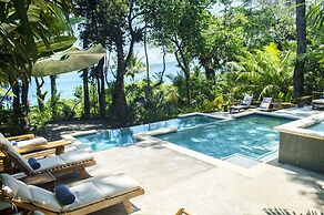 Copa De Arbol Beach & Rainforest Resort
