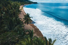 Copa De Arbol Beach & Rainforest Resort