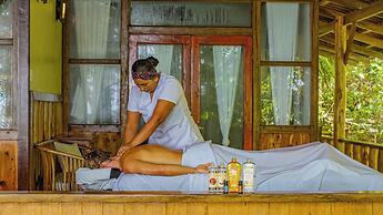 Copa De Arbol Beach & Rainforest Resort