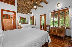 Copa De Arbol Beach & Rainforest Resort