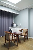 Yeongdeungpo VIP Hotel
