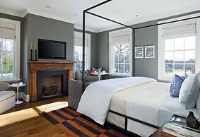 Topping Rose House