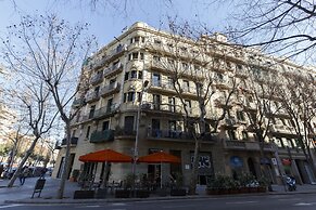 AinB Eixample Miró Apartments