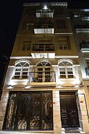 Chiconomy Suites