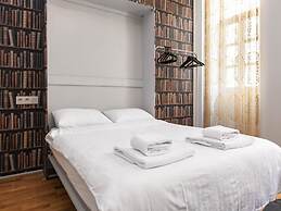 Chiconomy Suites